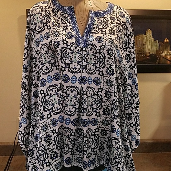 Lane Bryant Tops - NWT LANE BRYANT TOP SIZE 14/16